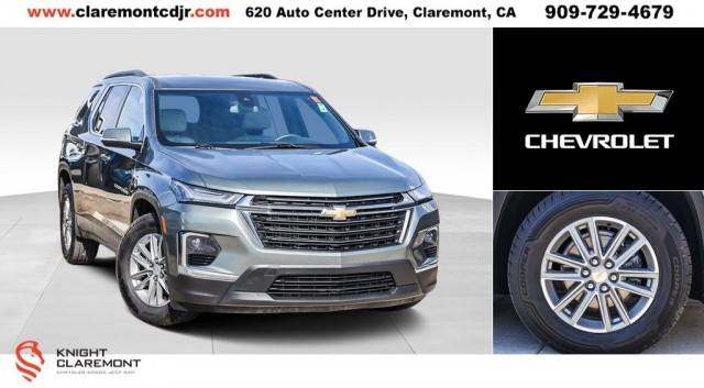 2023 Chevrolet Traverse LT Leather FWD photo