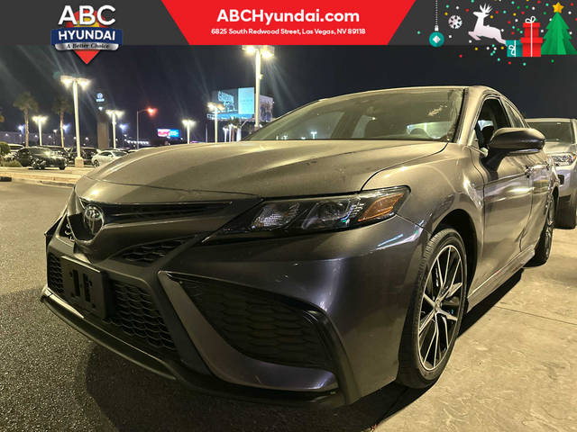 2021 Toyota Camry SE FWD photo