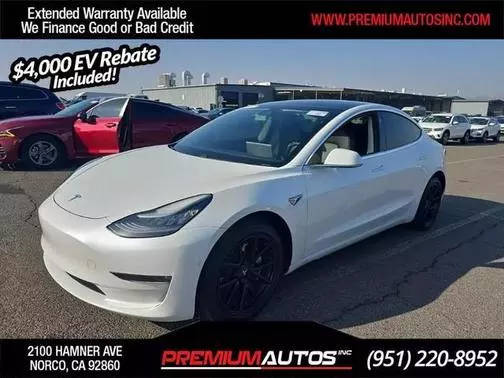 2020 Tesla Model 3 Long Range AWD photo