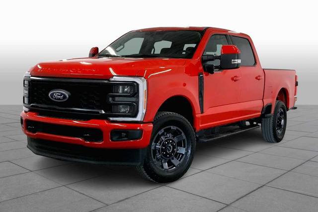 2023 Ford F-350 Super Duty LARIAT 4WD photo