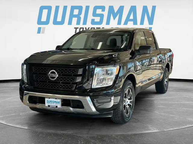 2022 Nissan Titan SV RWD photo