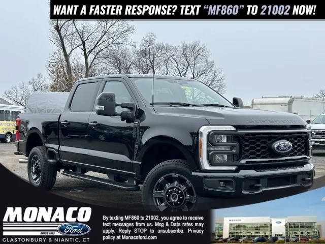 2023 Ford F-250 Super Duty LARIAT 4WD photo