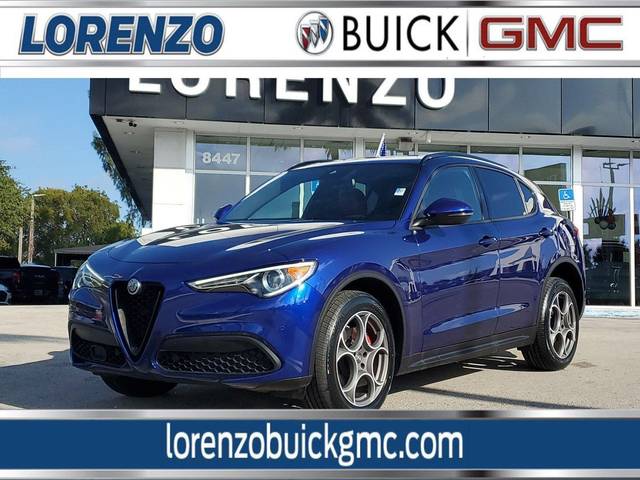 2022 Alfa Romeo Stelvio Sprint AWD photo