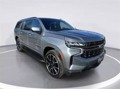 2021 Chevrolet Suburban RST 4WD photo