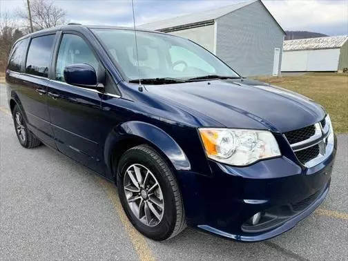 2017 Dodge Grand Caravan SXT FWD photo