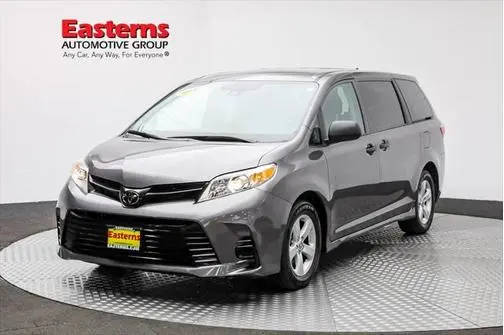 2020 Toyota Sienna L FWD photo