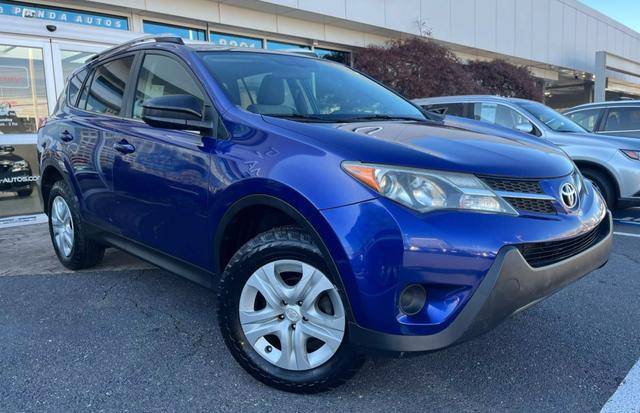 2015 Toyota RAV4 LE AWD photo