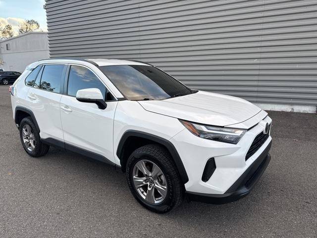 2022 Toyota RAV4 XLE FWD photo