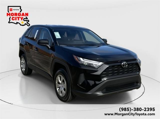 2023 Toyota RAV4 LE FWD photo