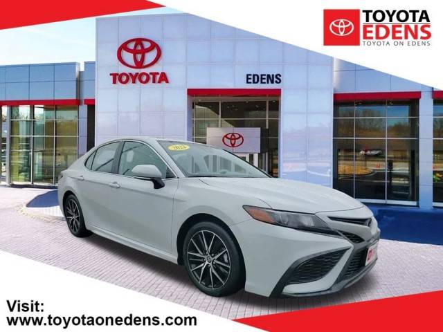 2022 Toyota Camry SE FWD photo