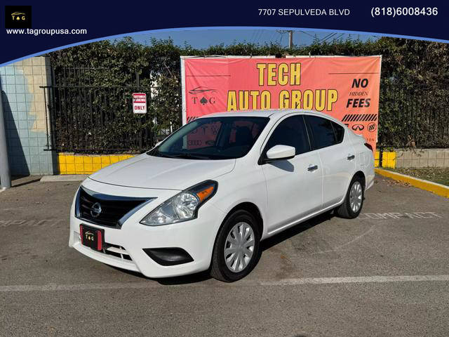 2019 Nissan Versa SV FWD photo