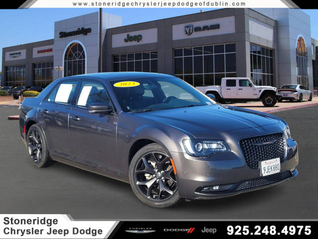 2023 Chrysler 300 300S RWD photo