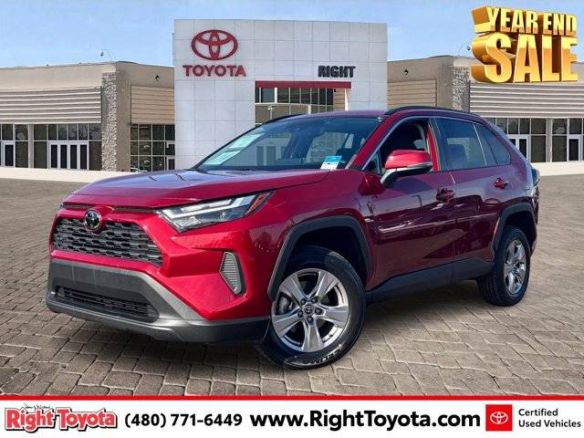 2022 Toyota RAV4 XLE FWD photo