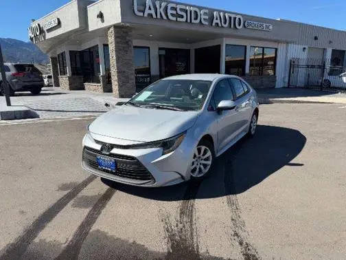 2023 Toyota Corolla LE FWD photo