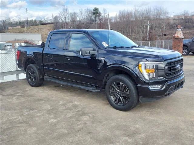 2022 Ford F-150 XLT 4WD photo