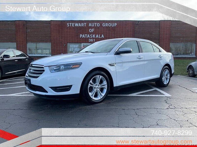 2017 Ford Taurus SEL FWD photo