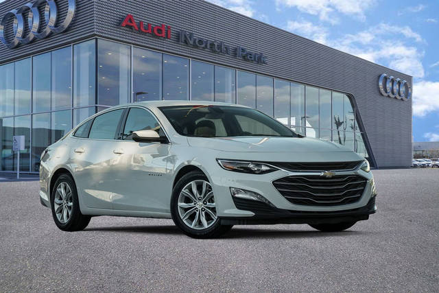 2022 Chevrolet Malibu LT FWD photo