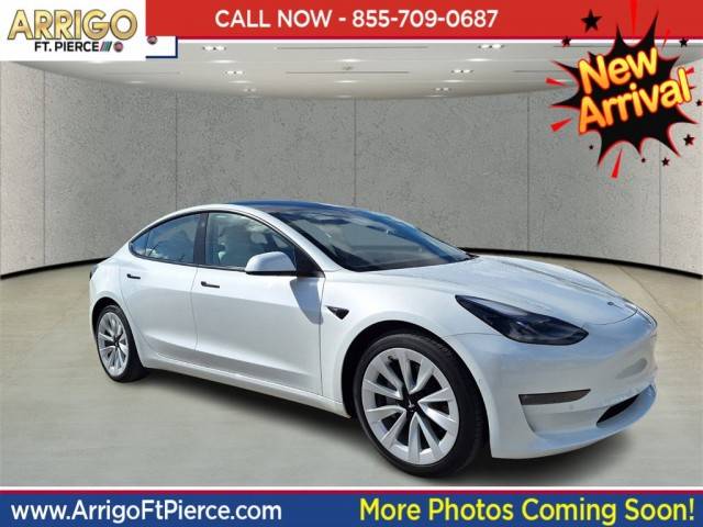 2022 Tesla Model 3 Long Range AWD photo