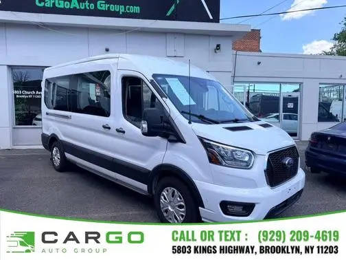2023 Ford Transit Passenger Wagon XLT RWD photo