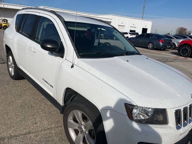 2016 Jeep Compass Sport FWD photo