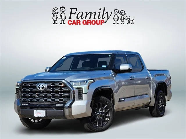 2023 Toyota Tundra Platinum 4WD photo