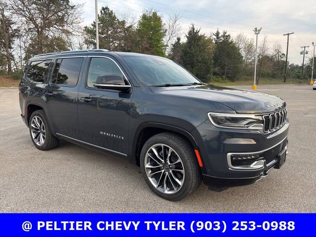 2023 Jeep Wagoneer Series III 4WD photo