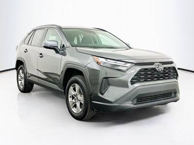 2023 Toyota RAV4 XLE AWD photo