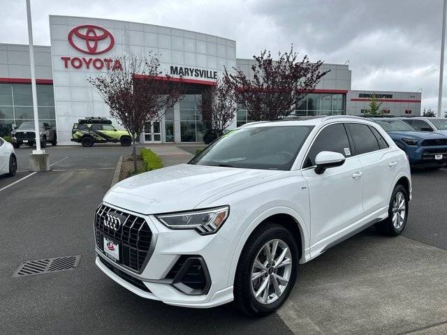 2023 Audi Q3 S line Premium AWD photo