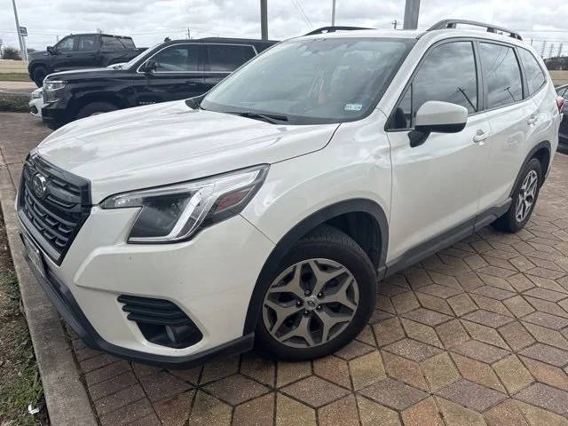 2022 Subaru Forester Premium AWD photo