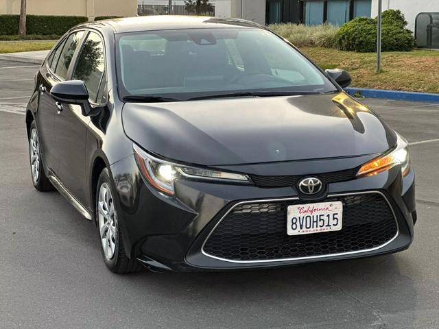 2021 Toyota Corolla LE FWD photo