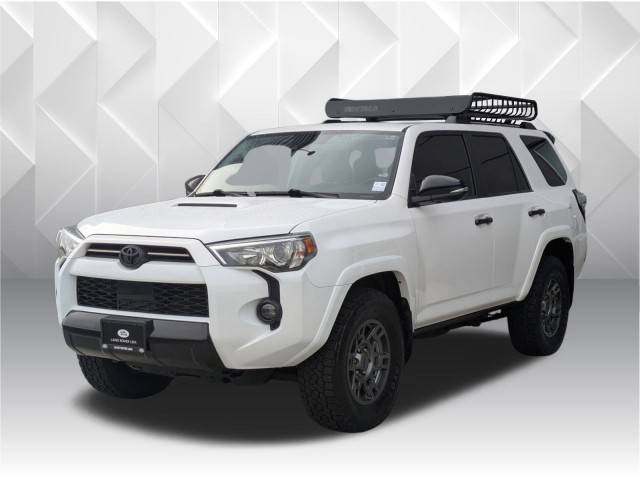 2020 Toyota 4Runner Venture 4WD photo