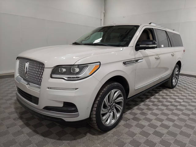 2022 Lincoln Navigator L Reserve 4WD photo