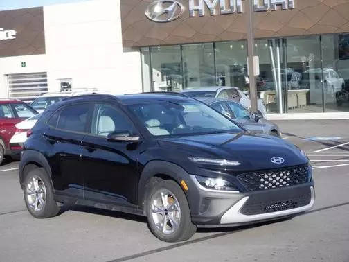 2022 Hyundai Kona SEL AWD photo