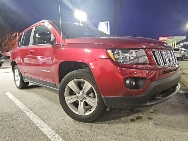 2015 Jeep Compass Sport FWD photo