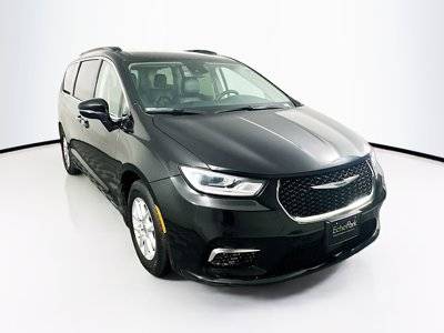 2022 Chrysler Pacifica Minivan Touring L FWD photo