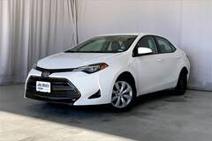 2018 Toyota Corolla LE FWD photo