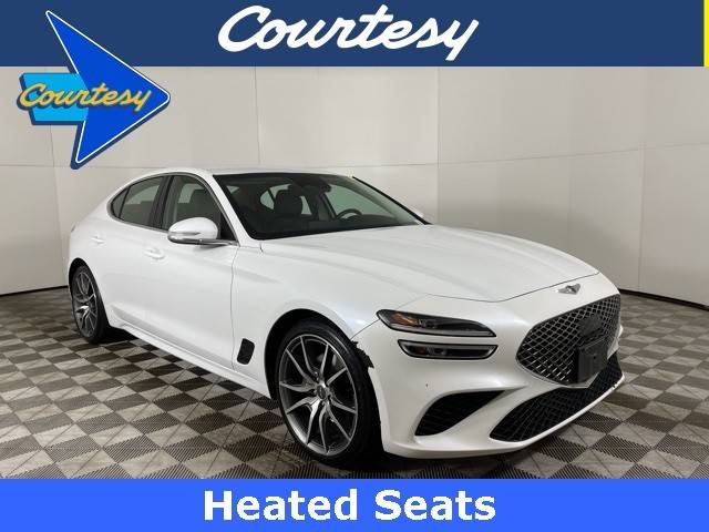 2023 Genesis G70 2.0T RWD photo