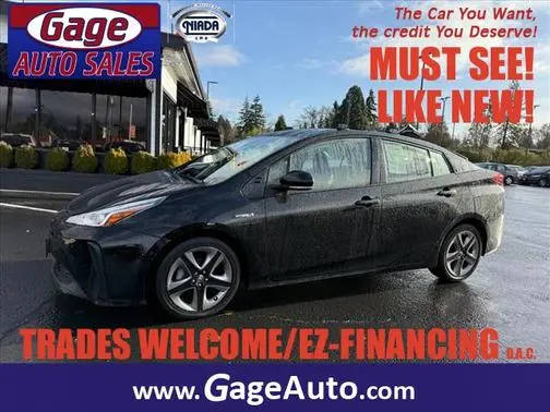 2021 Toyota Prius XLE FWD photo