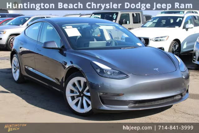 2022 Tesla Model 3 Long Range AWD photo