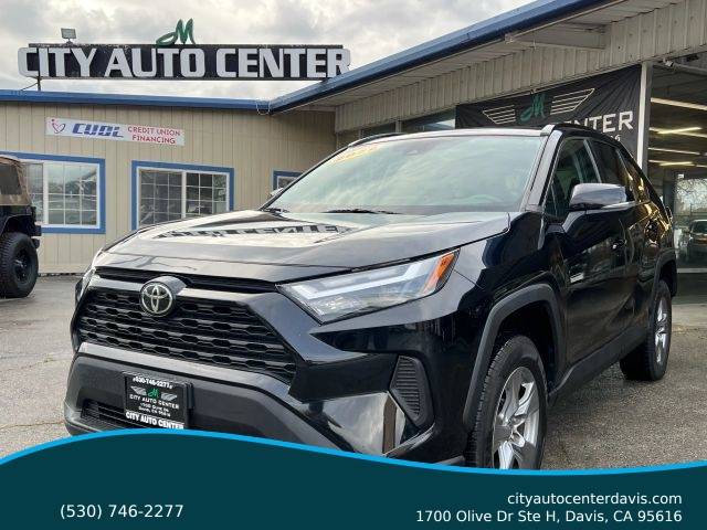 2022 Toyota RAV4 XLE FWD photo