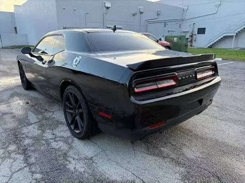 2022 Dodge Challenger R/T RWD photo