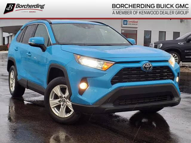 2021 Toyota RAV4 XLE AWD photo