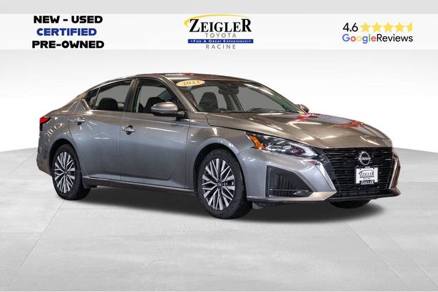 2023 Nissan Altima 2.5 SV FWD photo