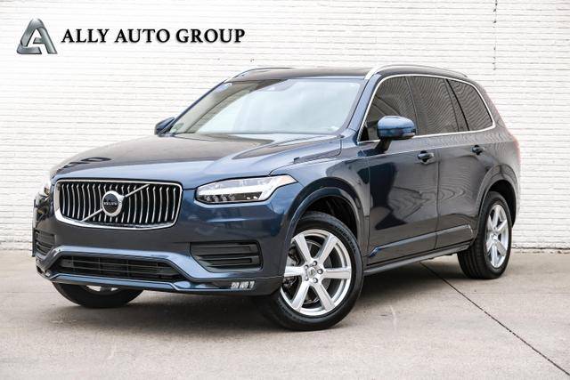 2020 Volvo XC90 Momentum AWD photo