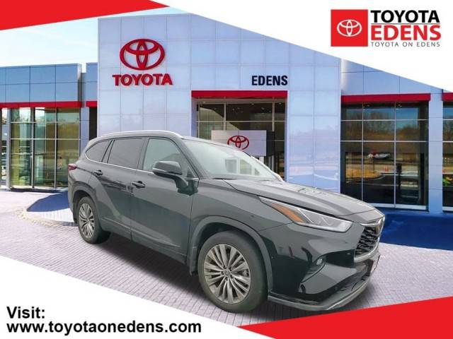 2022 Toyota Highlander Platinum AWD photo