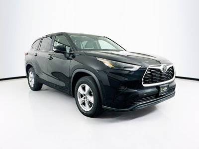 2023 Toyota Highlander L FWD photo