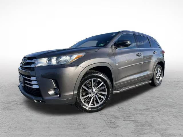 2018 Toyota Highlander XLE AWD photo