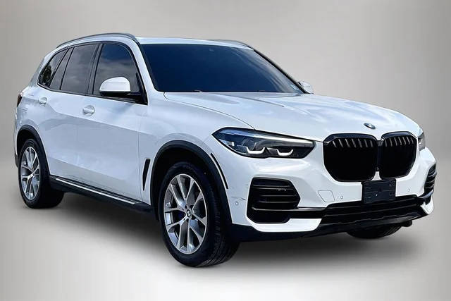 2023 BMW X5 xDrive40i AWD photo