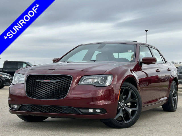 2023 Chrysler 300 300S RWD photo