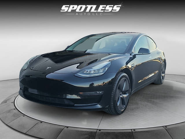 2018 Tesla Model 3  RWD photo